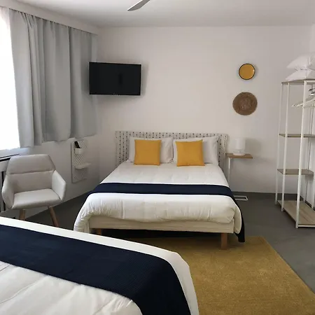 Du D'arjuzanx Hotell 3*