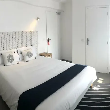 Hotell Du D'arjuzanx 3*