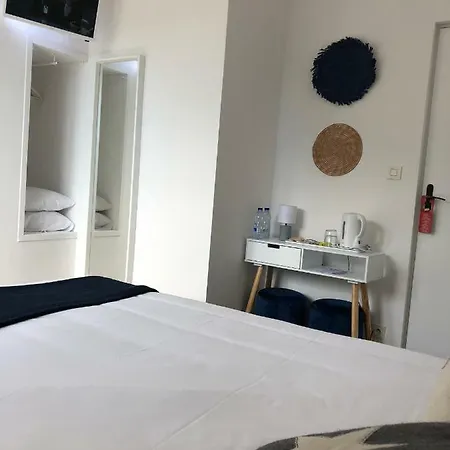 Du D'arjuzanx Hotell 3*