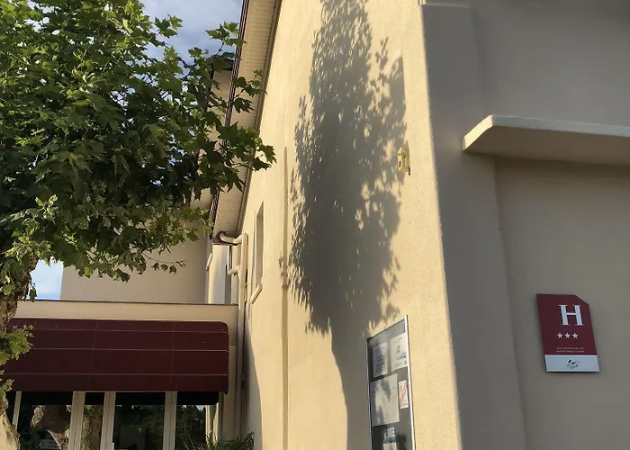 Du D'arjuzanx Hotell