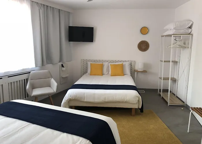 Du D'arjuzanx Hotell 3*