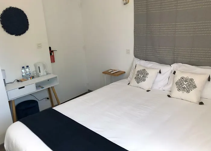 Du D'arjuzanx Hotell 3*