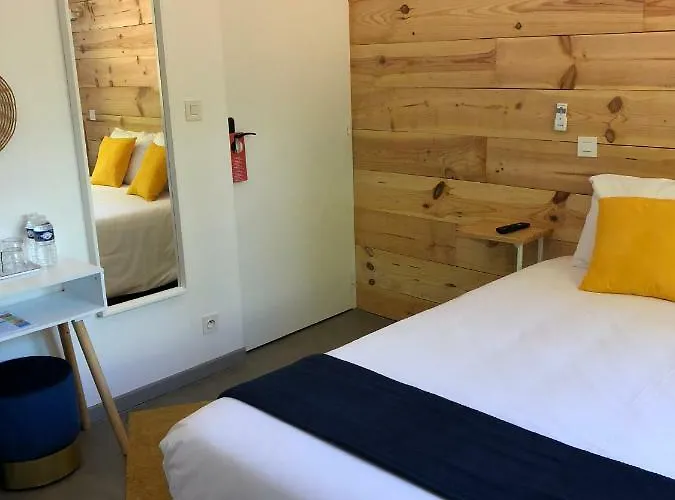 Du D'arjuzanx Hotell